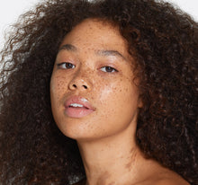 Load image into Gallery viewer, HINT HINT SKIN TINT - HINT OF HONEY
